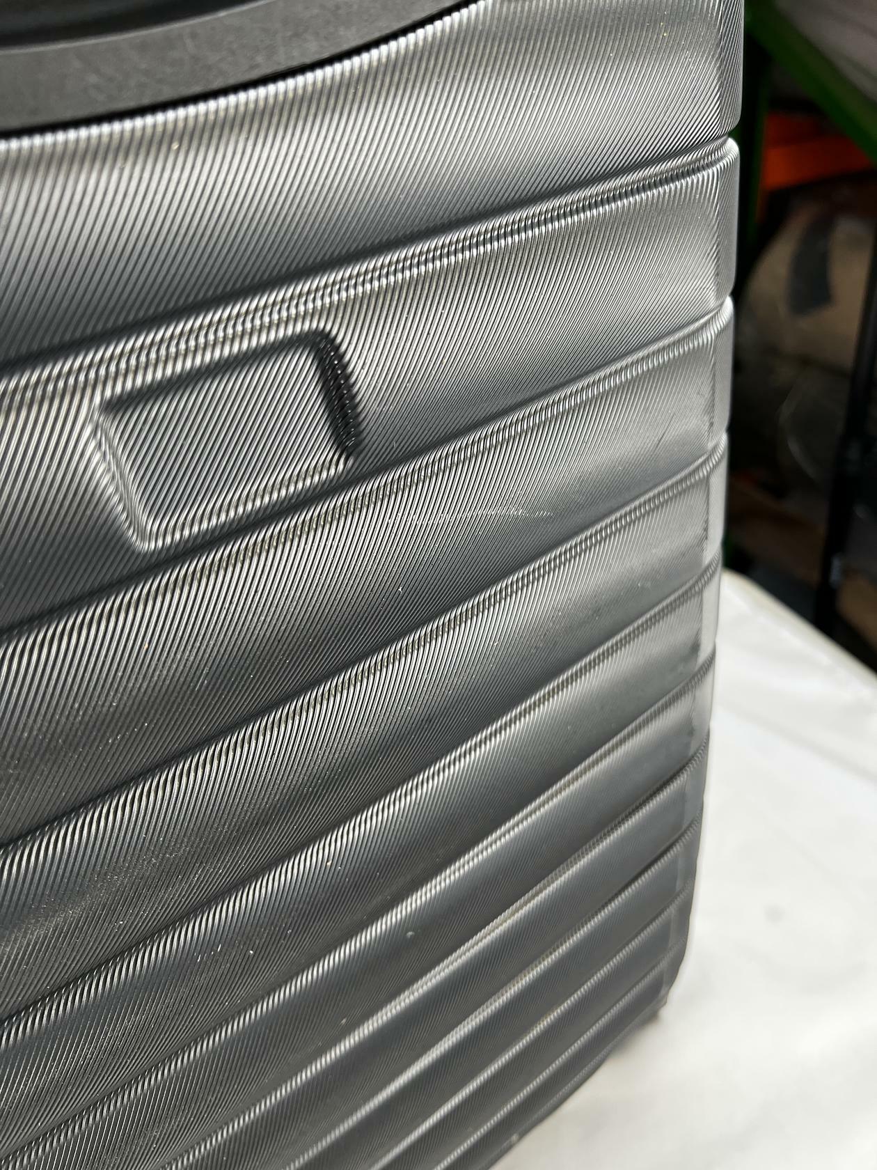 [Very_good] Delsey Paris 2-Piece Hardside Spinner Luggage Set Graphite/Black