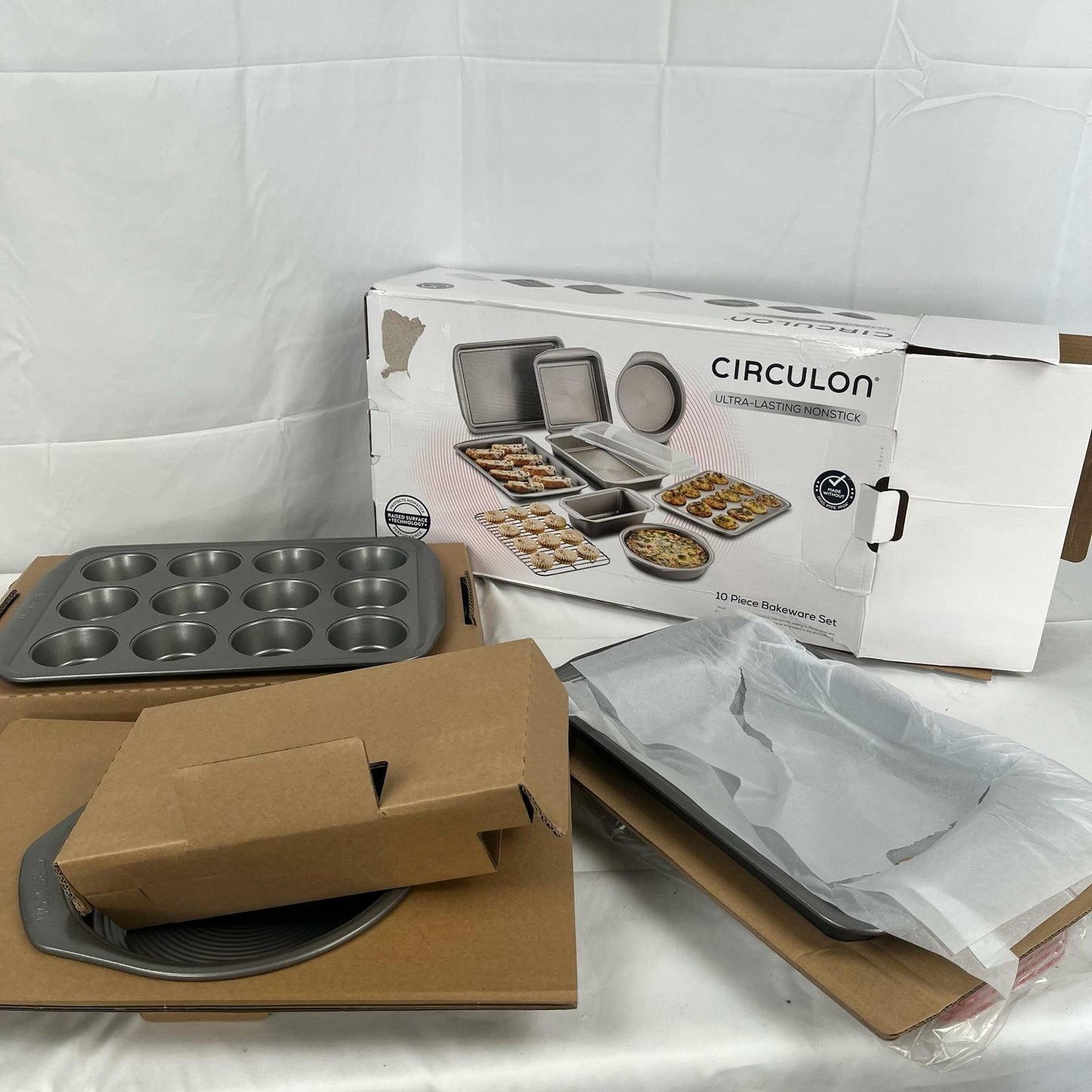 [Like_new] Circulon Nonstick Heavy Gauge Steel Bakeware Set with Rolled Pan Edges Loaf Pan,