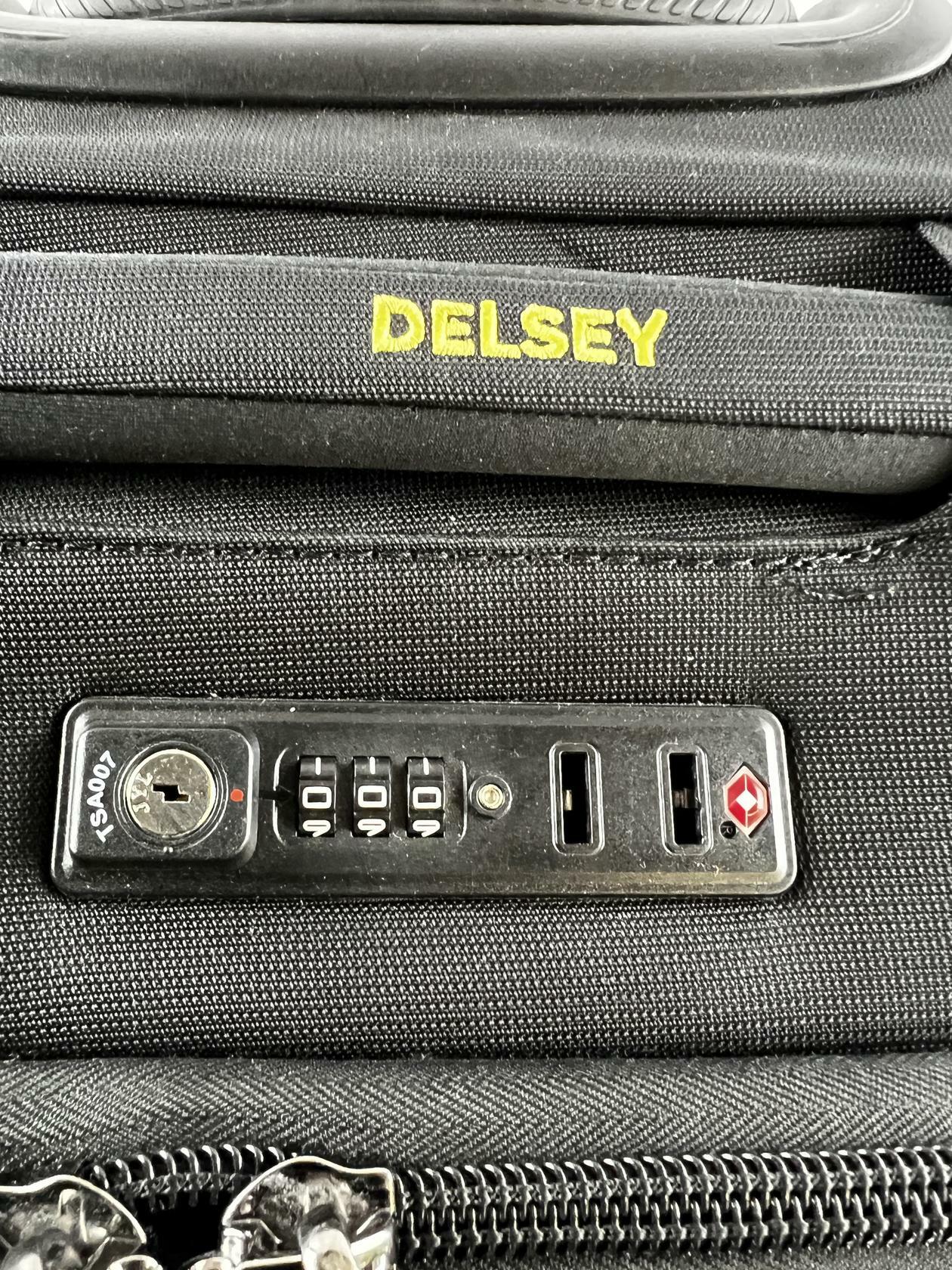 DELSEY Paris Softside Expandable Luggage with Spinner Wheels, Black. Large and - Very Good