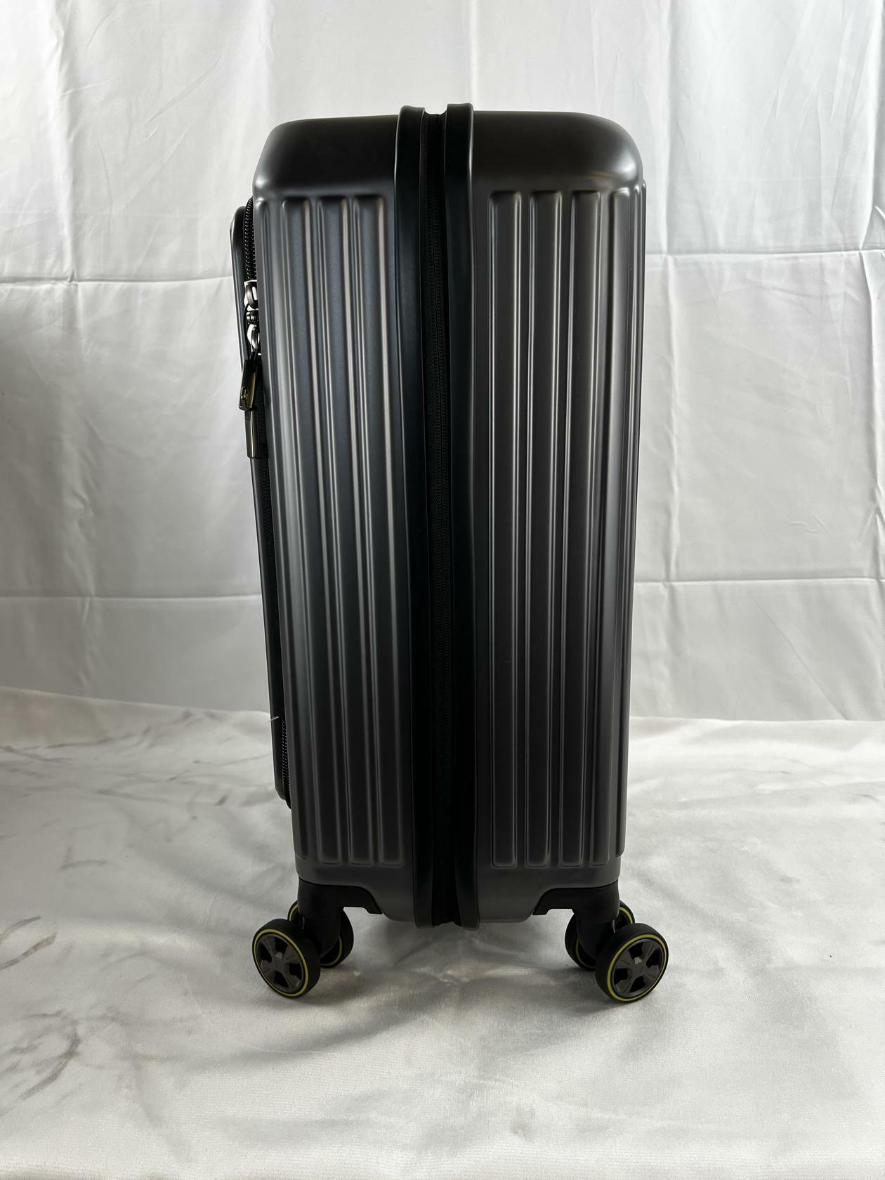[Like_new] Delsey 22" Front Lid Carry-On Hardside Spinner