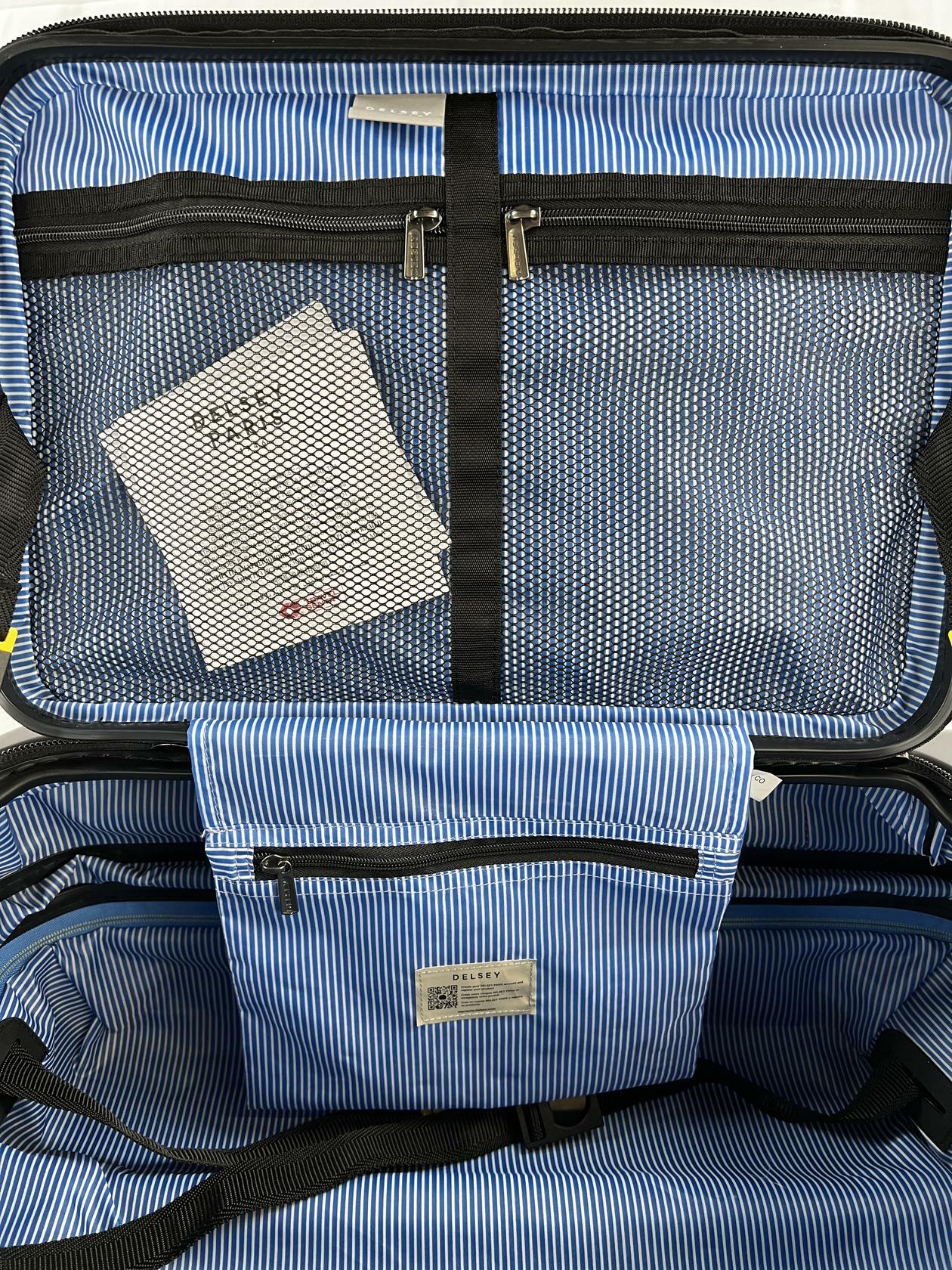 [Good] Delsey 22" Front Lid Carry-On Hardside Spinner