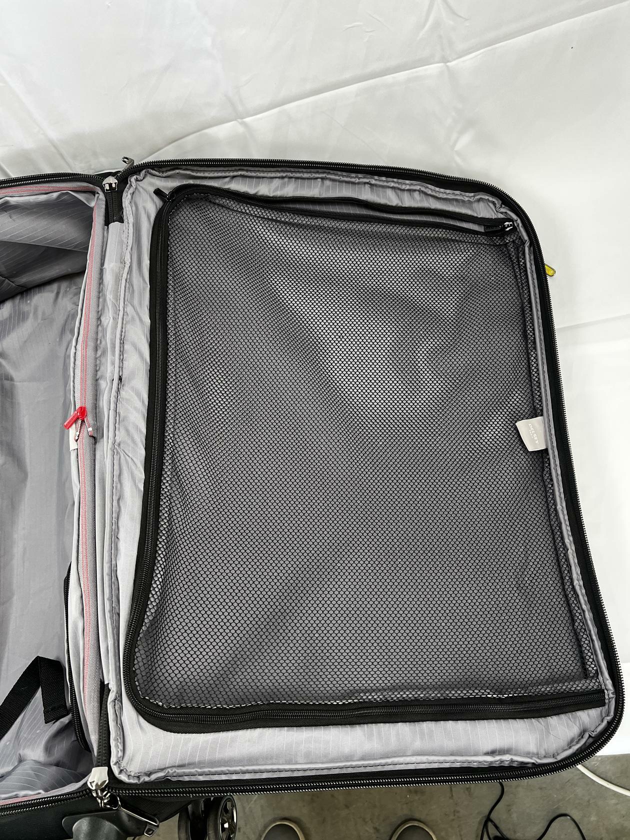 DELSEY Paris Softside Expandable Luggage with Spinner Wheels, Black. Large and - Very Good