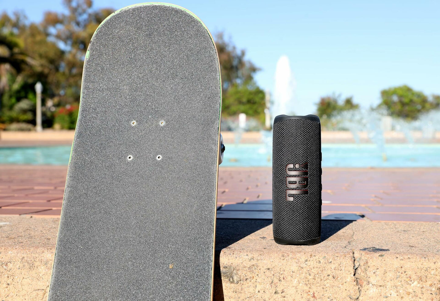 JBL Flip 6 - Portable Bluetooth Speaker, Waterproof (Black)