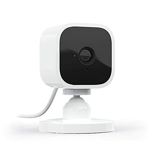 Blink Mini - Compact indoor plug-in smart security camera – 1 camera (White)