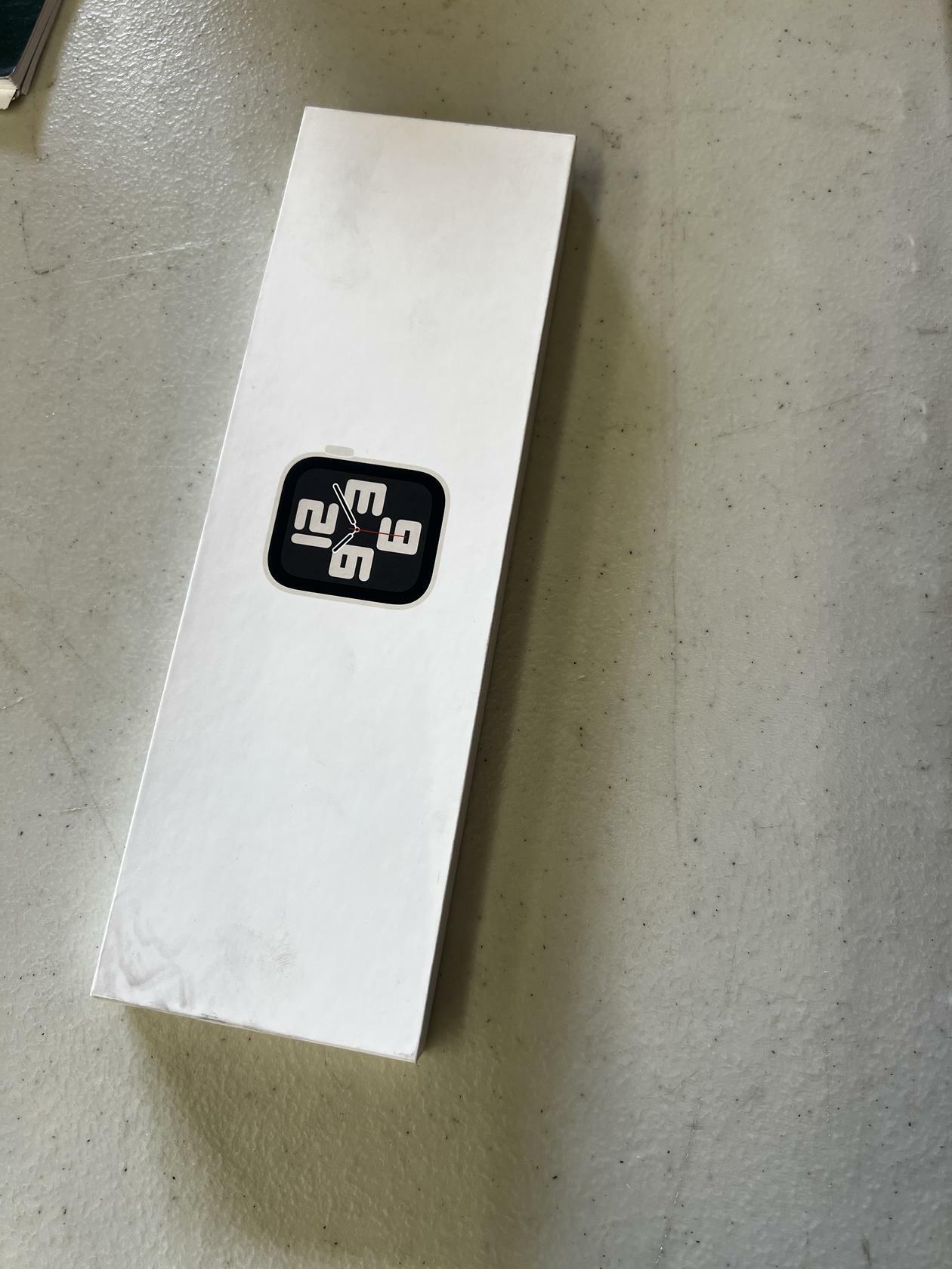 [Like_new] Apple Watch SE (2nd Gen) [GPS 40mm] Starlight Aluminum Case - No Band Included