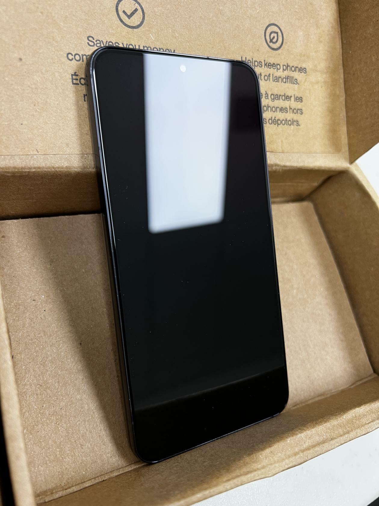 [Good] Samsung Galaxy S22 128GB 5G – Factory Unlocked, Black