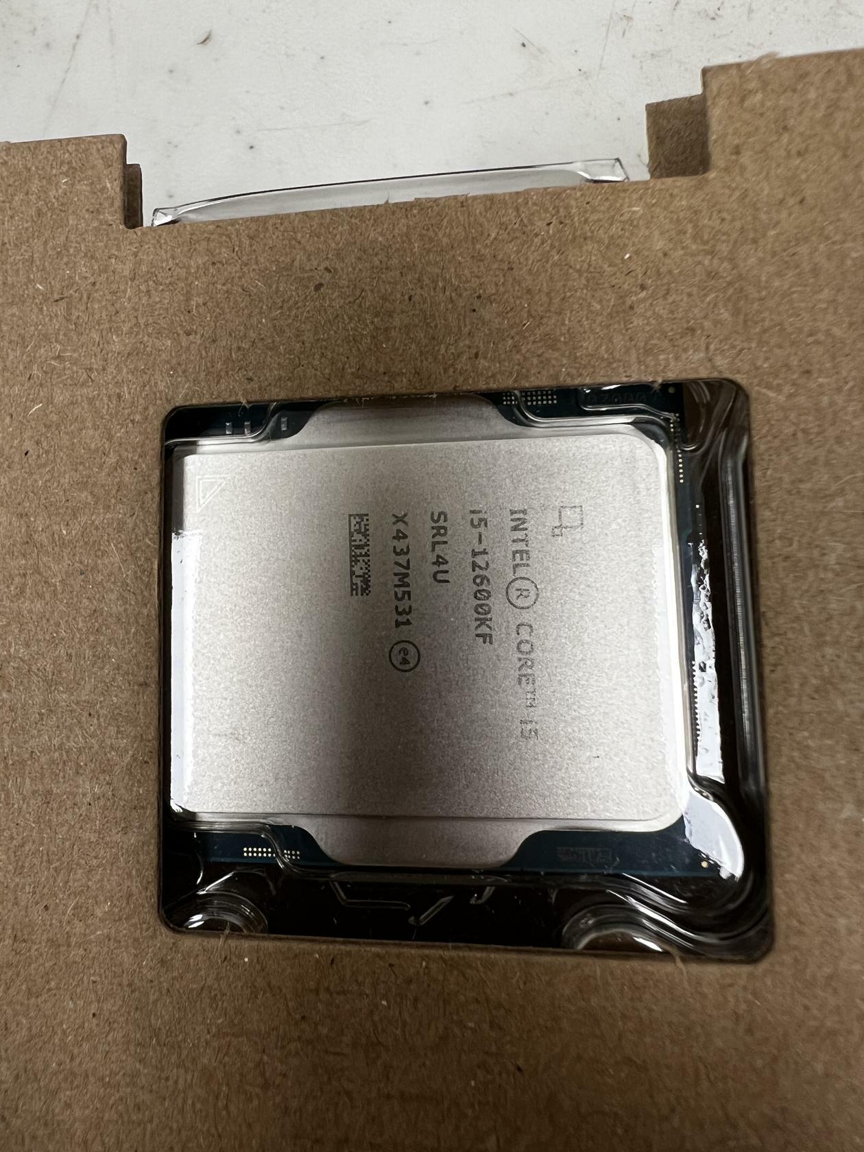 [Like_new] Intel Core i5-12600KF processor 20 MB Smart Cache Box