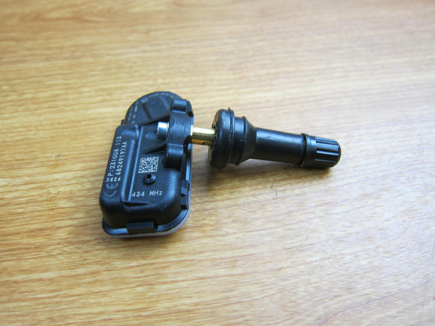 Mopar Tire Pressure Sensor 68249197AA OEM for Dodge Ram & Jeep Cherokee TPMS
