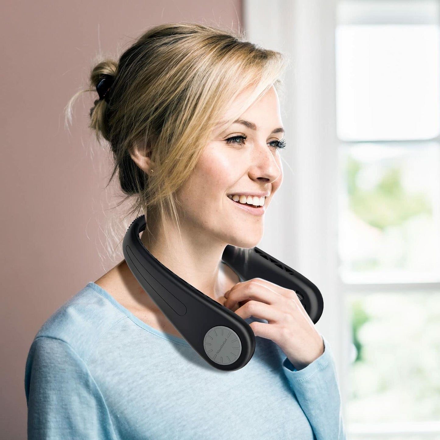NinetinGel Neck Fan USB Rechargeable Red - Indoor Outdoor Travel Portable