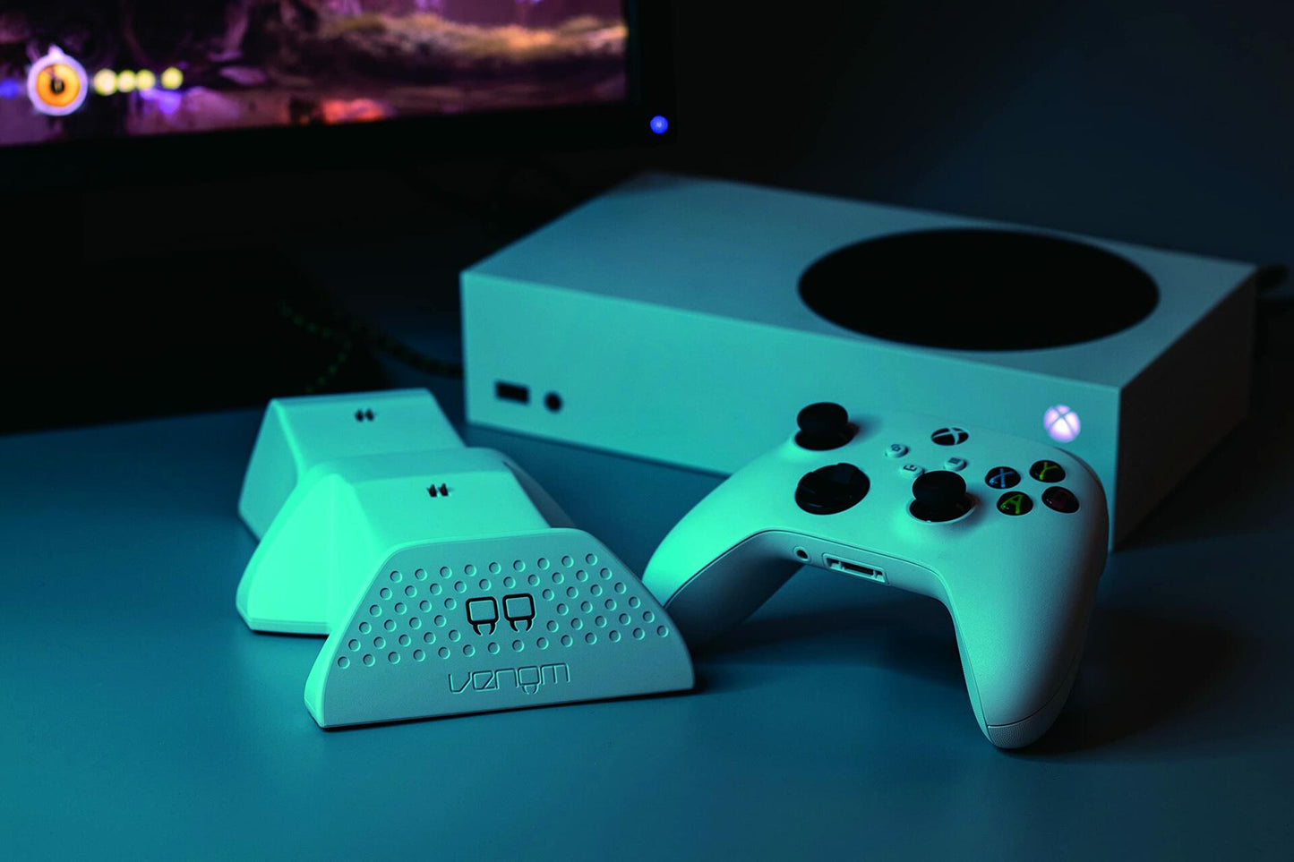 [Like_new] Venom Twin Charging Dock with 2 Rechargeable Battery Packs White