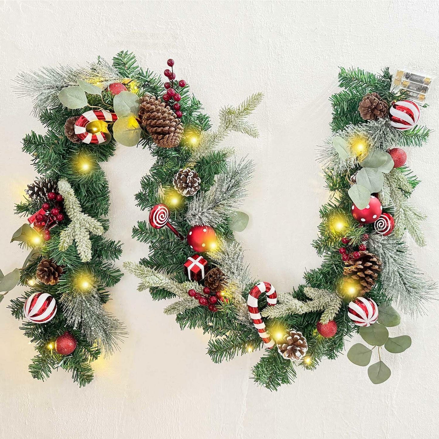 WANNA-CUL 6ft Pre-Lit Christmas Garland Red White 30 LED Battery Operated