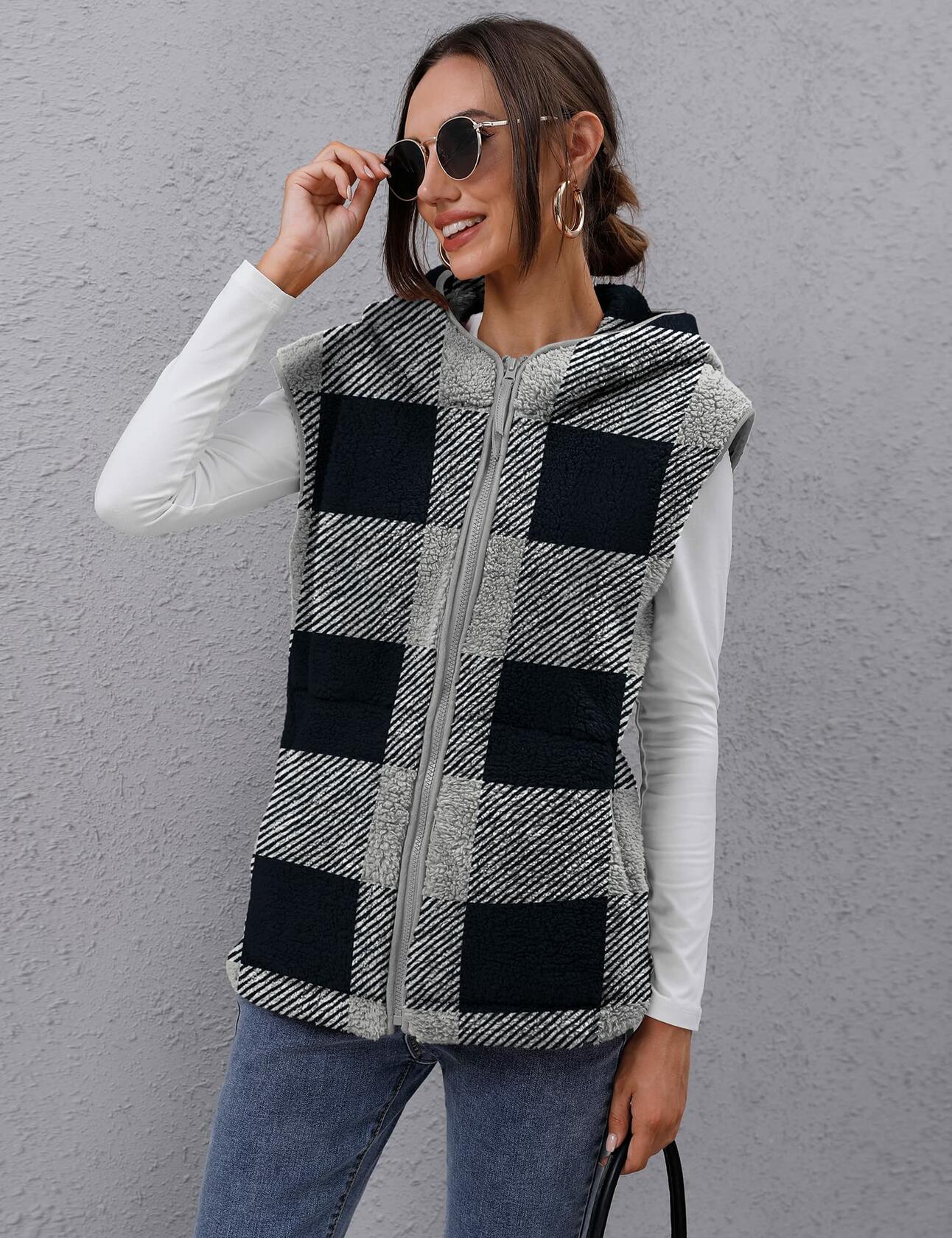 TFSDOD Womens Fuzzy Sherpa Fleece Vest Cozy Sleeveless Sweater Size M