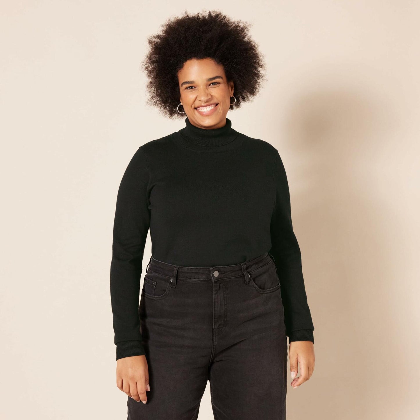 Amazon Essentials Lightweight Long-Sleeve Turtleneck Sweater Black Size M