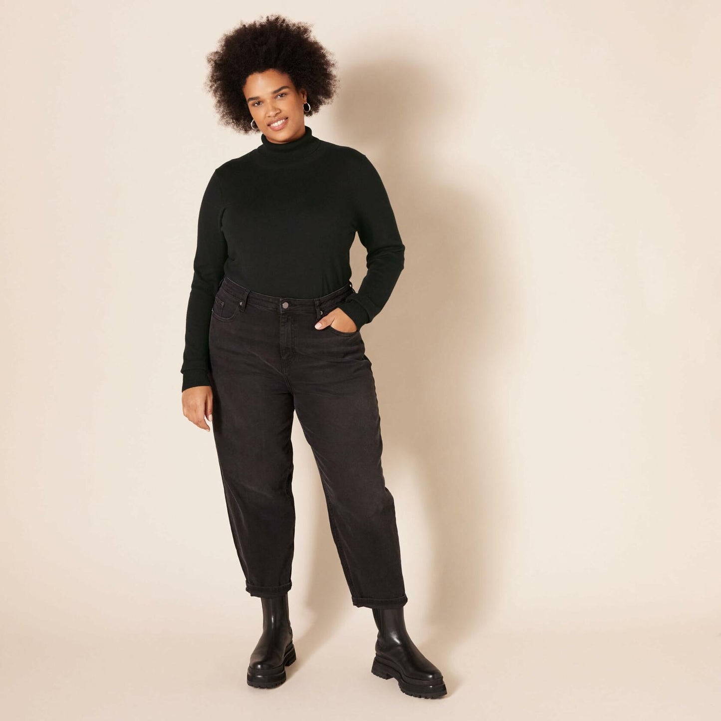 Amazon Essentials Lightweight Long-Sleeve Turtleneck Sweater Black Size M