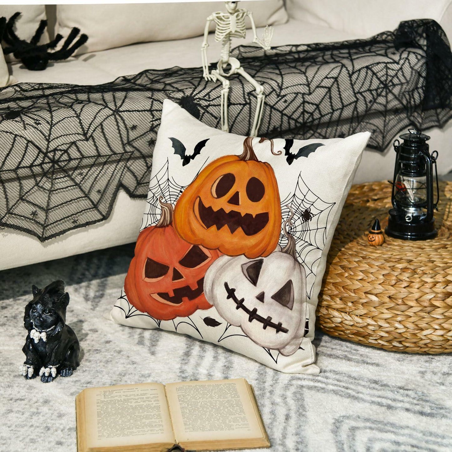 AVOIN Halloween Pumpkin Jack-O'-Lantern Bat Throw Pillow Cover 18x18 Inch