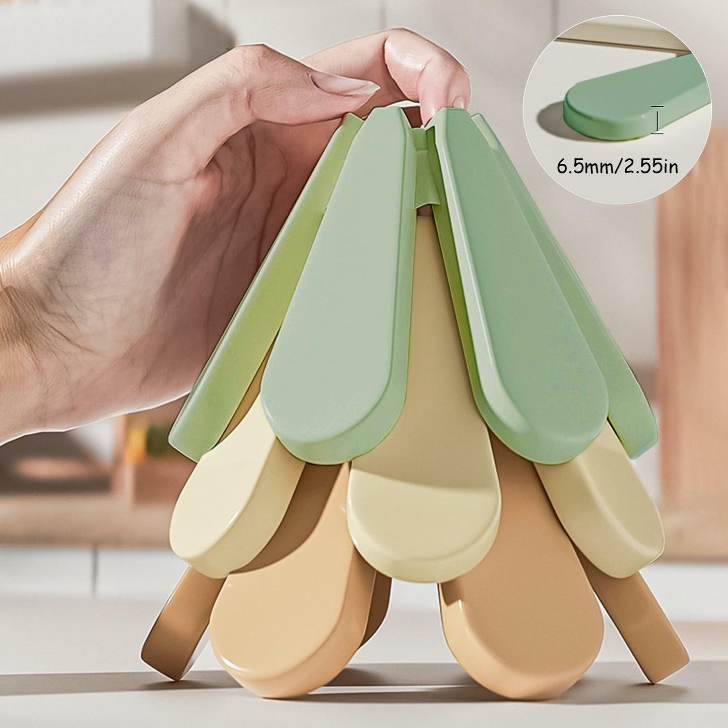 Silicone Trivets for Hot Dishes 3 Tree Coasters + 1 Foldable Stand Green