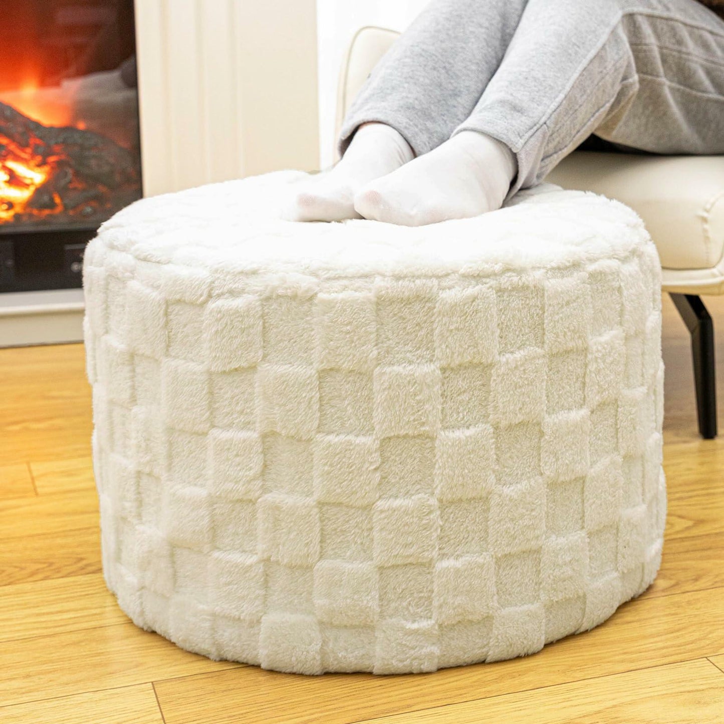 Round Pouf Ottoman Boho Floor Pouffe Foot Rest 20x20x14 Inches Ivory Checkered