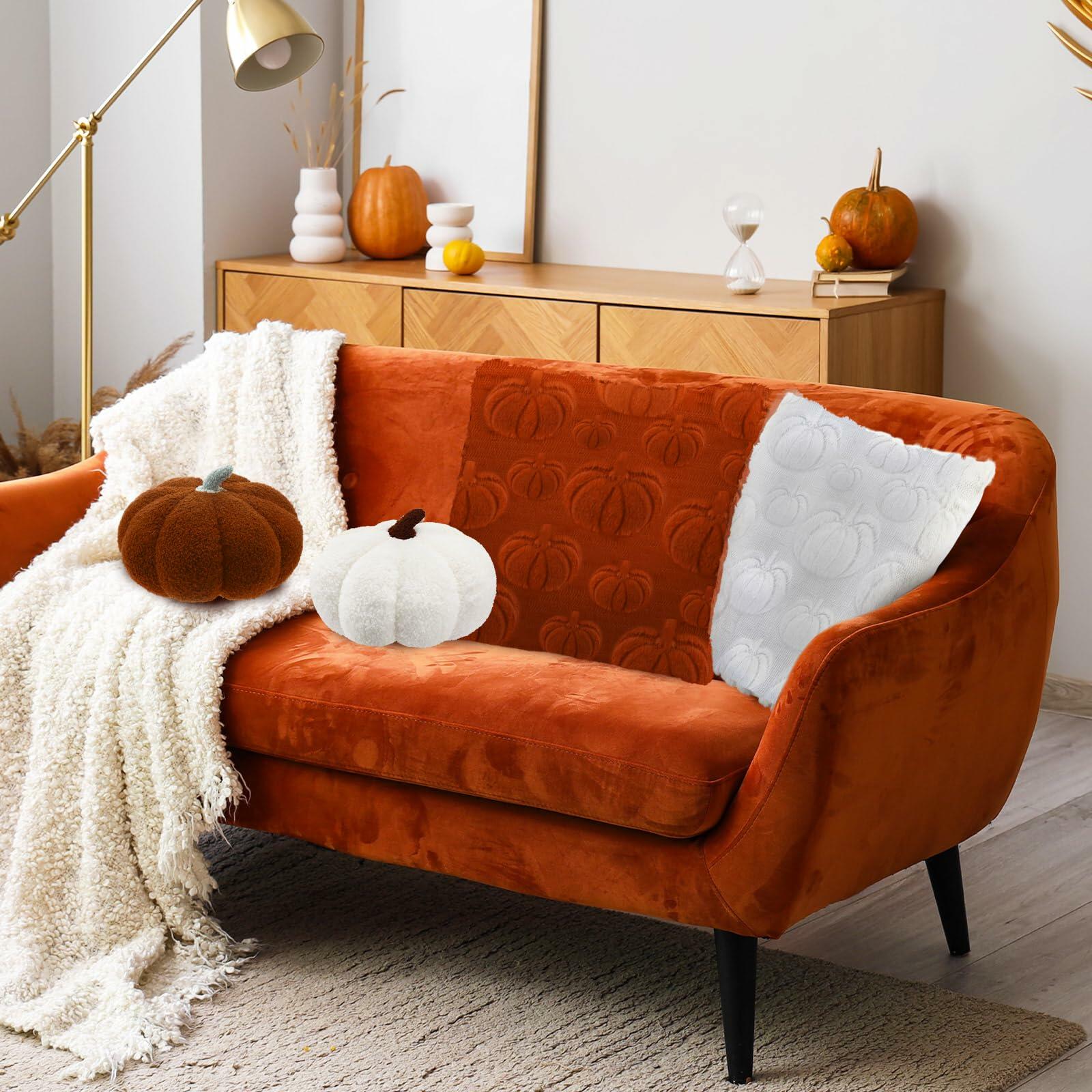 Beeveer 4 Pcs Pumpkin Throw Pillows 18x18in Brown White Sofa Cushion Covers