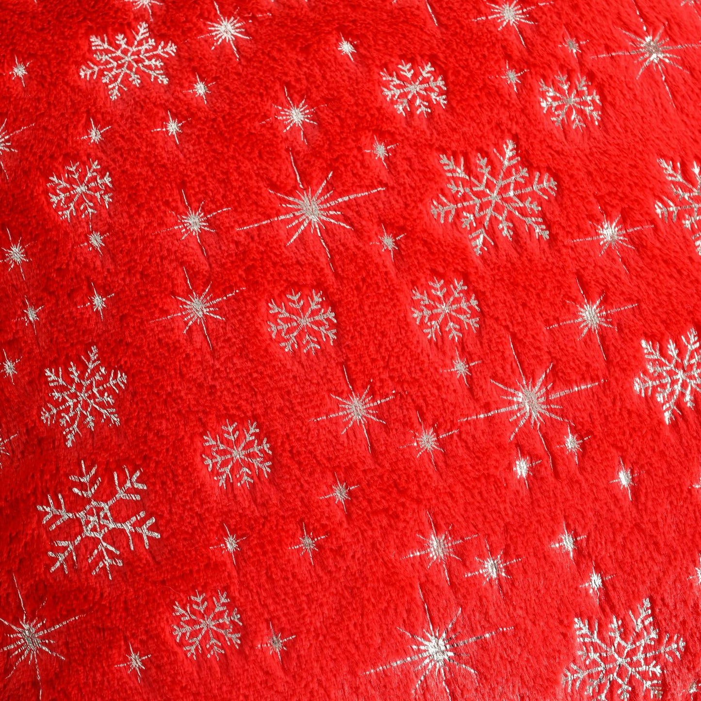 FUTEI Christmas Snowflakes Red Throw Pillow Covers Set of 2 18x18