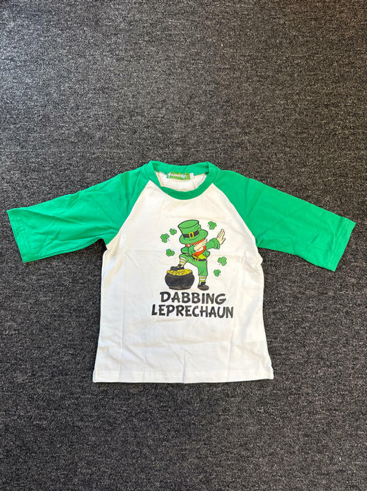 St. Patrick's Day Shamrock Raglan Crewneck Tee Kids White Green Size 4Y