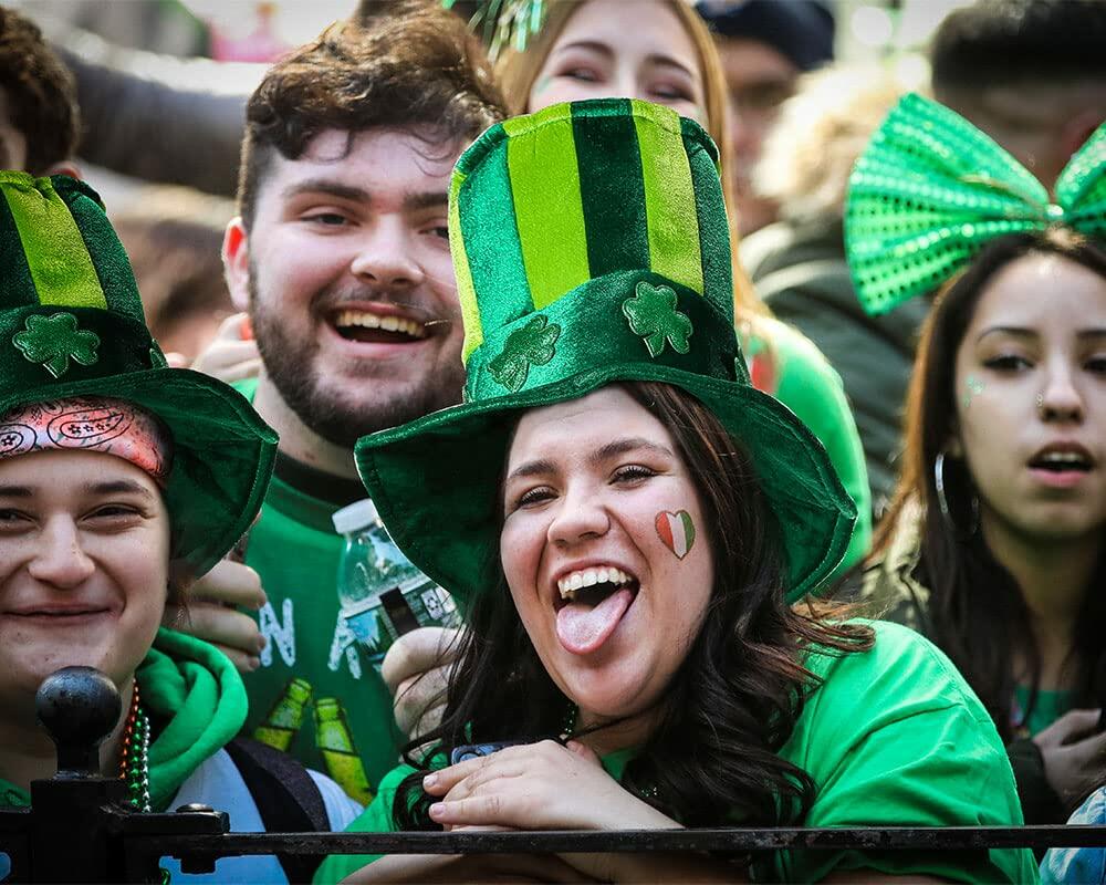 Seasons Green Plush Leprechaun Top Hat Shamrock Velvet Hat Green