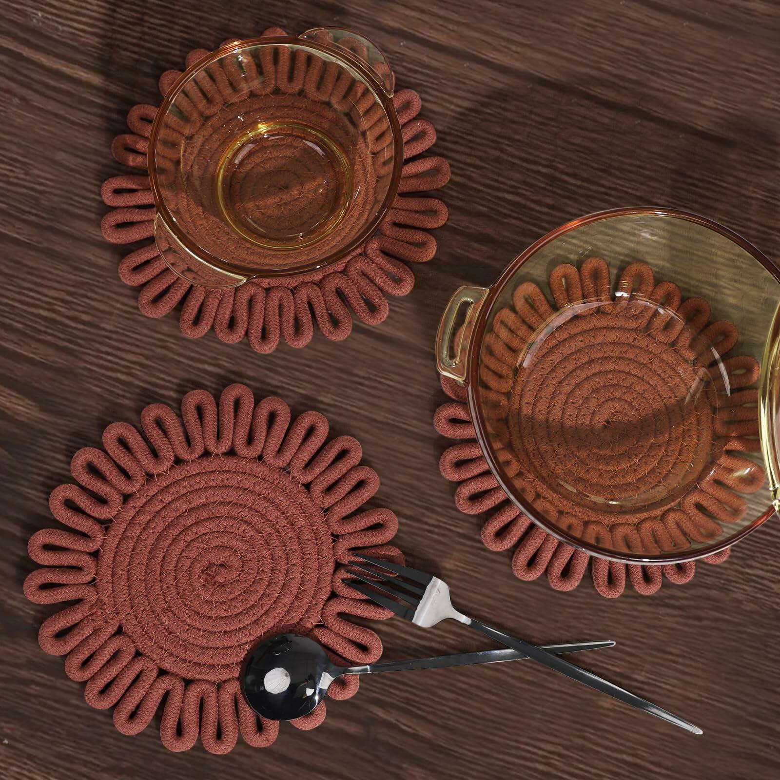 AHHFSMEI 8 Inch Heat Resistant Trivets 4pcs Little Burgundy Red