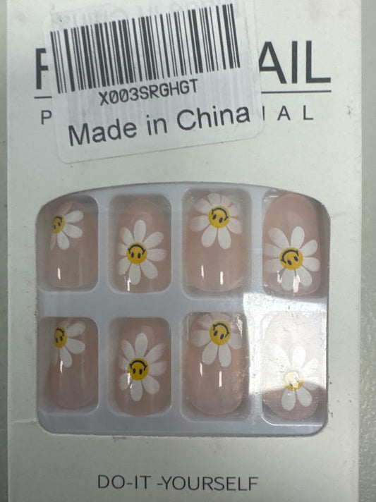 Medium Press On Nails Short Almond Floral Nude Pink Smiling Daisy 24 Pcs