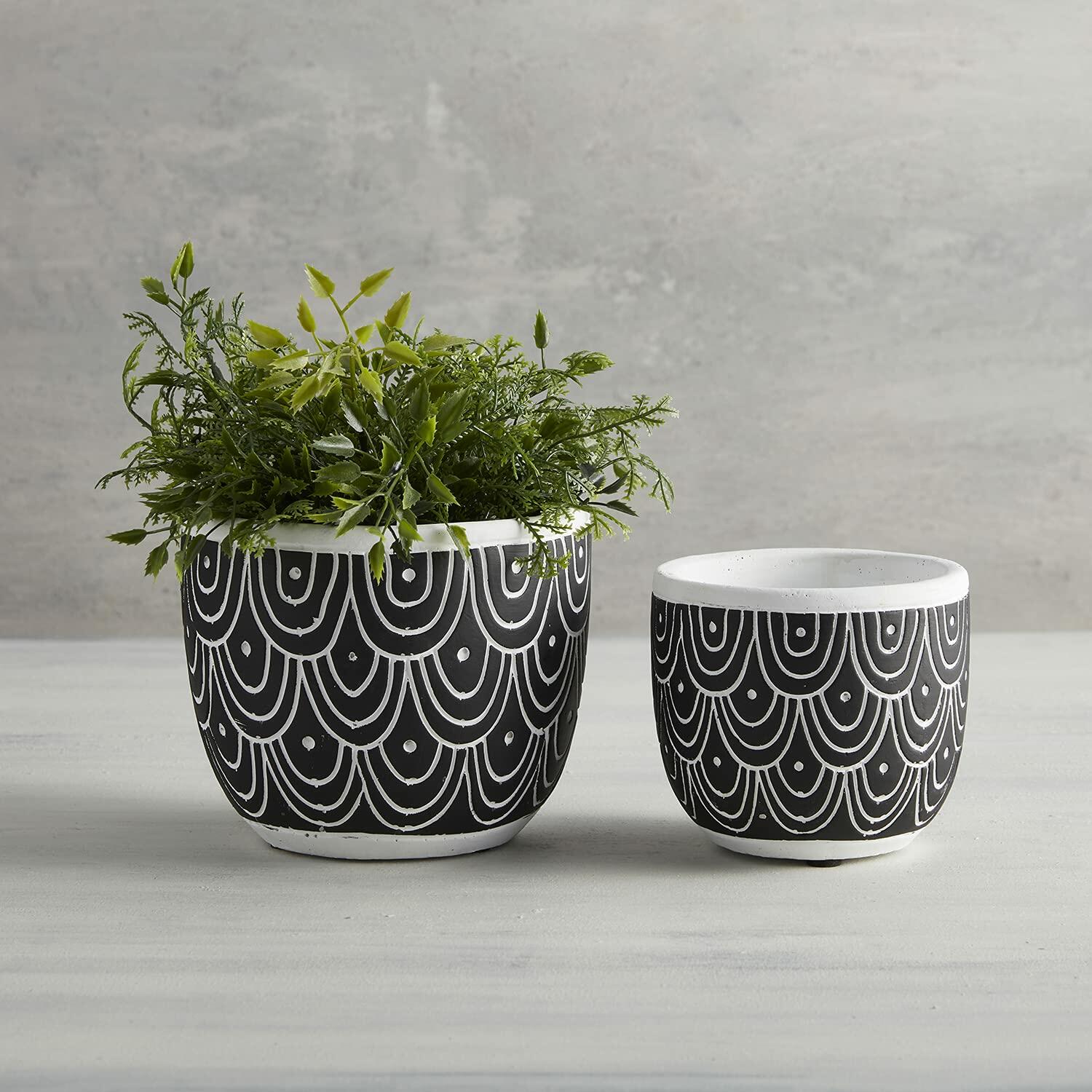 47th & Main Cement Planter Pot Black Sea Spray 4.9" Tall Modern Decor