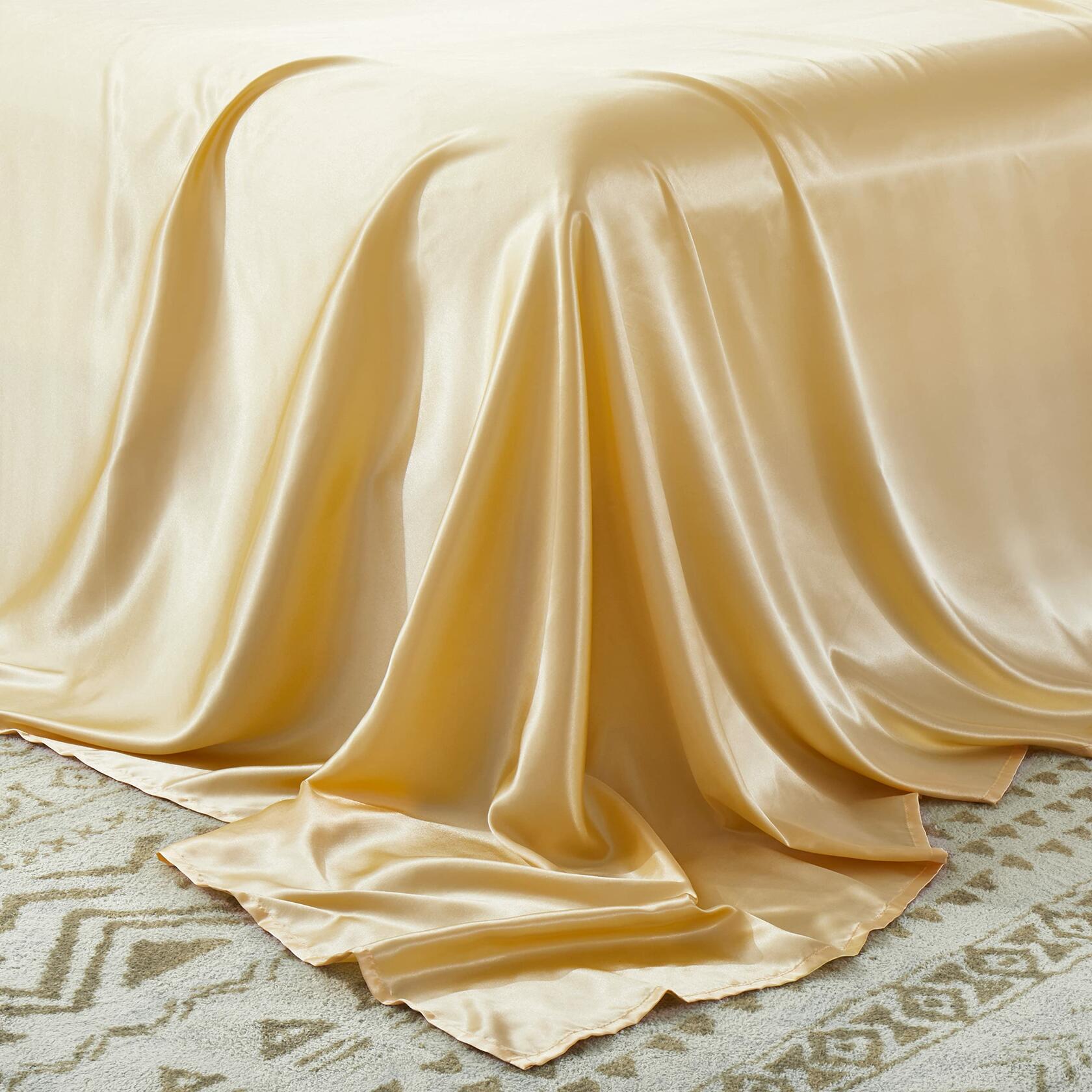 Counfeisly Satin Full Flat Sheet Luxury Silky Soft Bed Top Sheet Gold