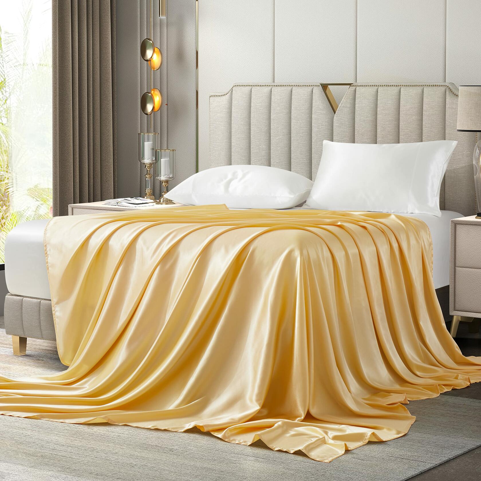 Counfeisly Satin Full Flat Sheet Luxury Silky Soft Bed Top Sheet Gold