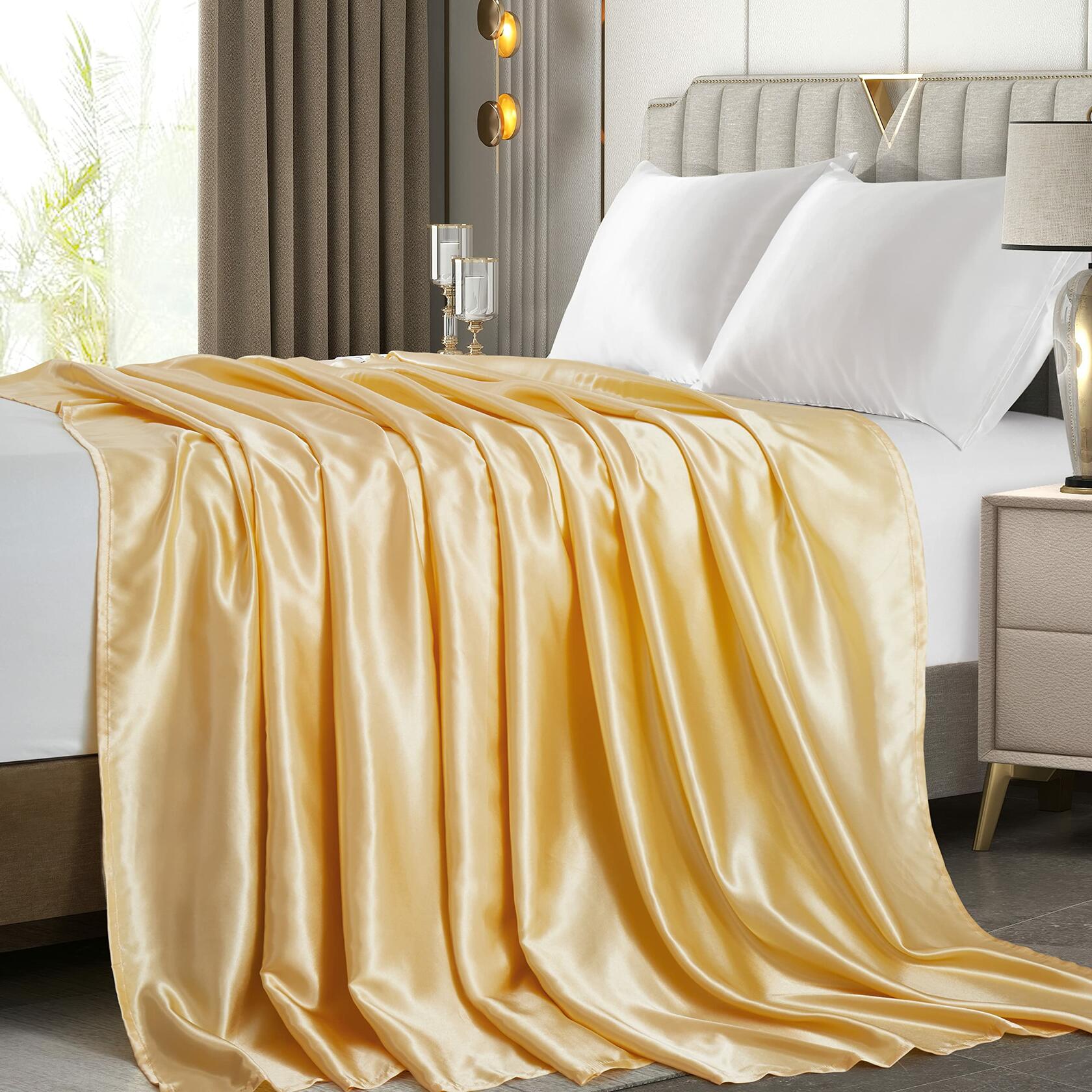 Counfeisly Satin Full Flat Sheet Luxury Silky Soft Bed Top Sheet Gold