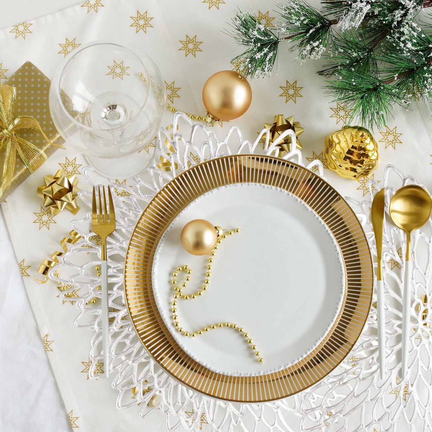 Defined Deco Silver Vinyl Placemats & Coasters Set of 18 15" Round