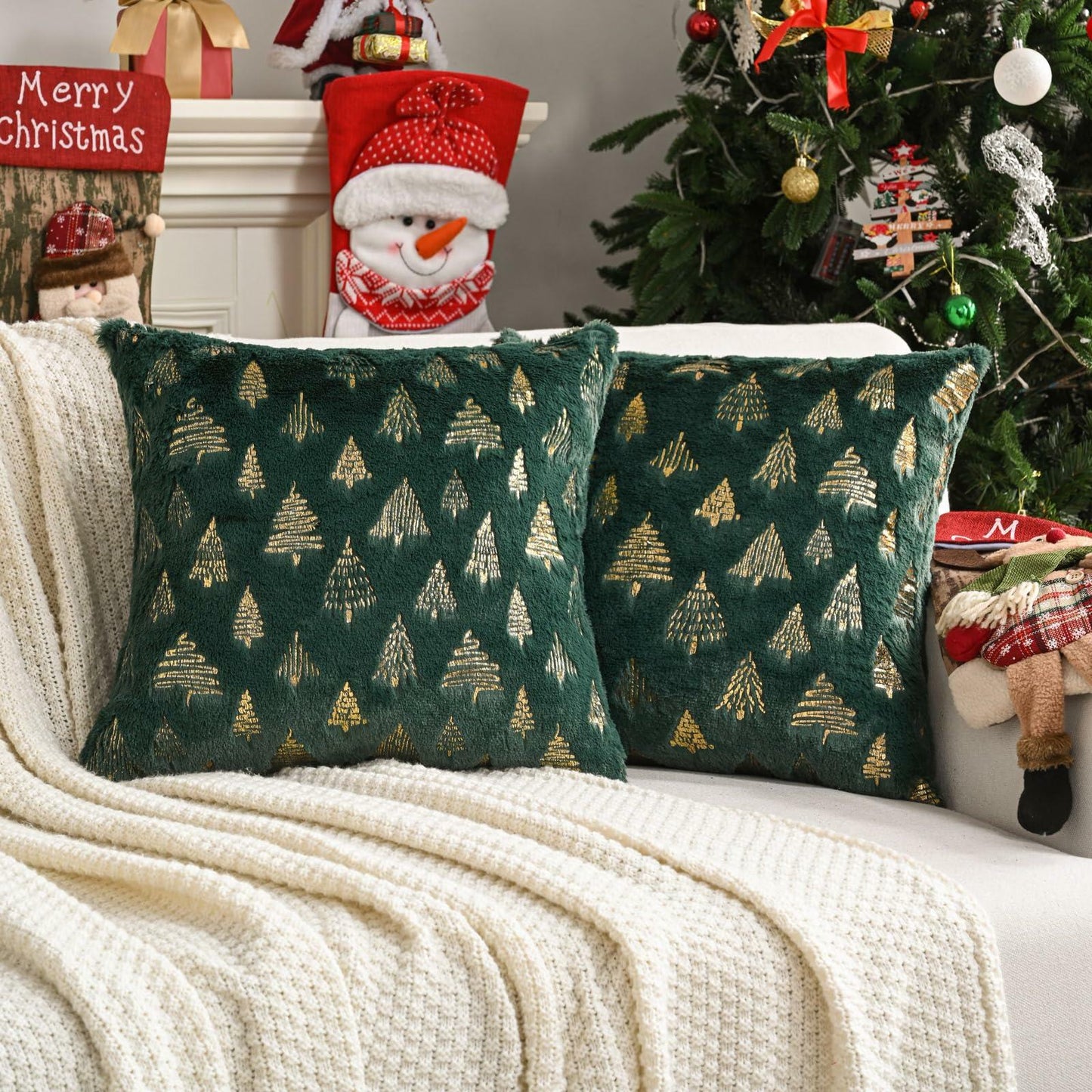 FUTEI Christmas Tree Green Throw Pillow Covers Set of 2 20x20 Inch