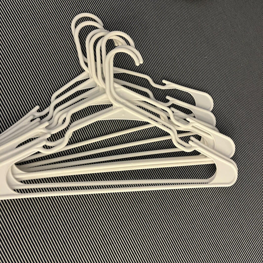 Room Essentials 50 Count Multipack Plastic Hangers
