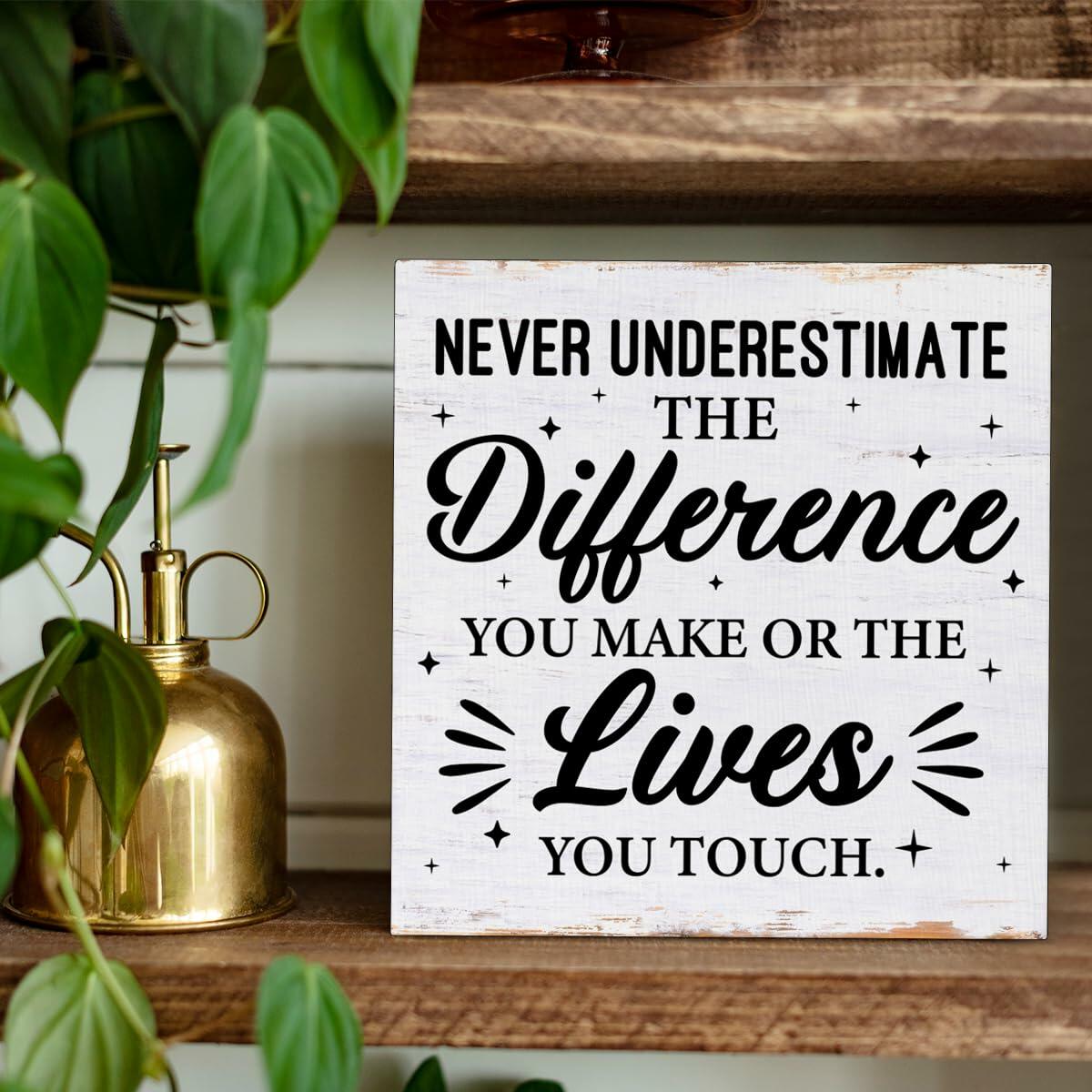 Coworker Appreciation Wood Sign Desk Decor 6.3x6.3 Inches Office Gift