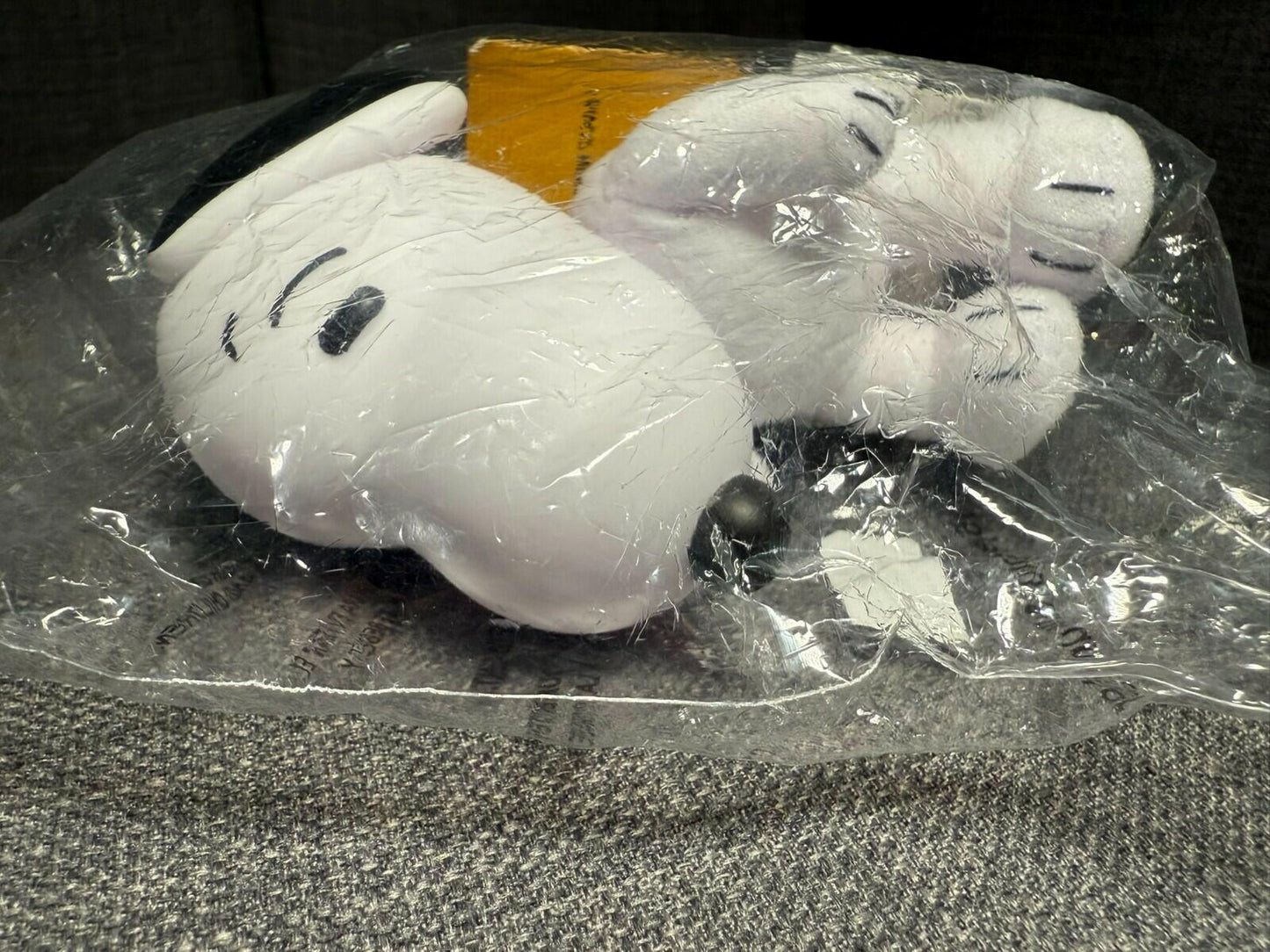 United Feature Syndicate Snoopy Vinyl Head Moveable Plush Figure White Peanuts