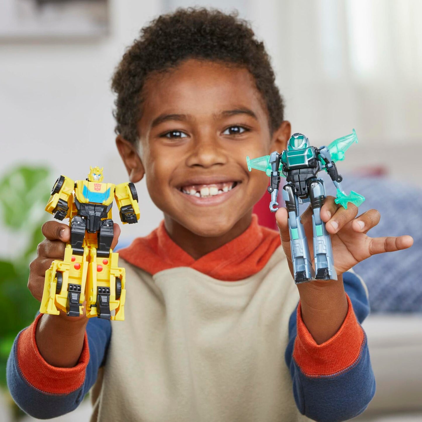 Transformers EarthSpark Cyber-Combiner Bumblebee & Mo Malto Robot Figures