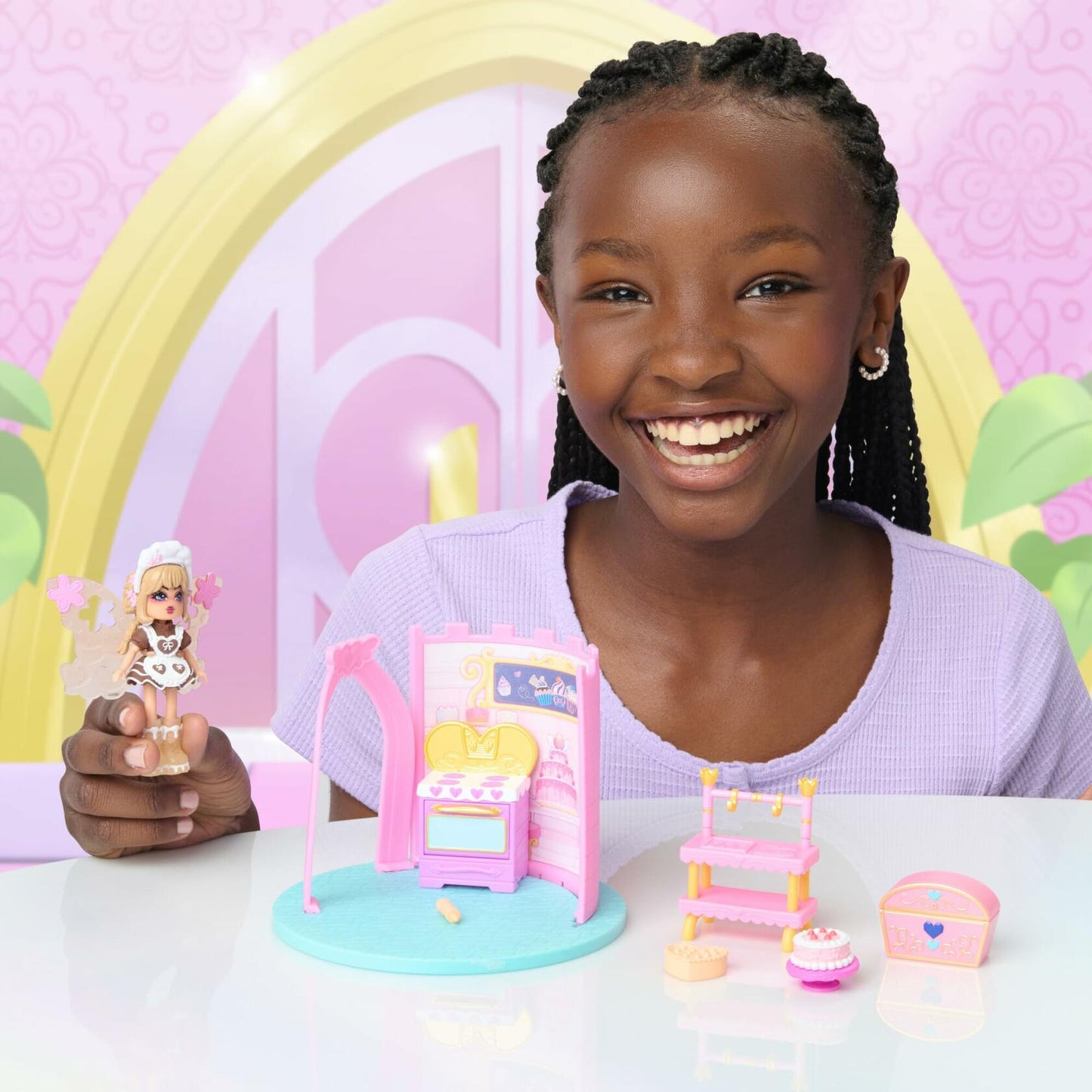 [Like New] Royale High Baking Class Playset 1 Doll 6 Accessories Virtual Item Code