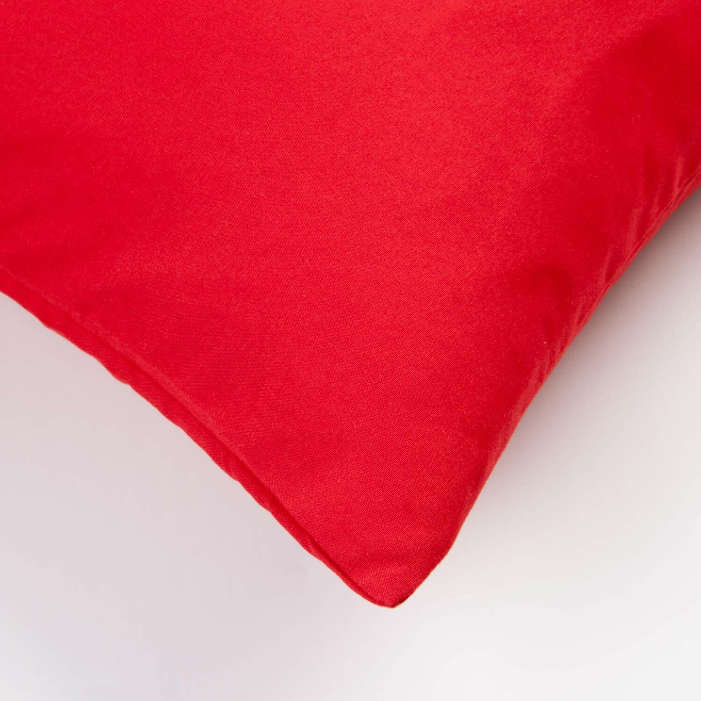 FLXXIE Microfiber Pillow Cases Queen Size Set of 2 Soft 20x30 Red