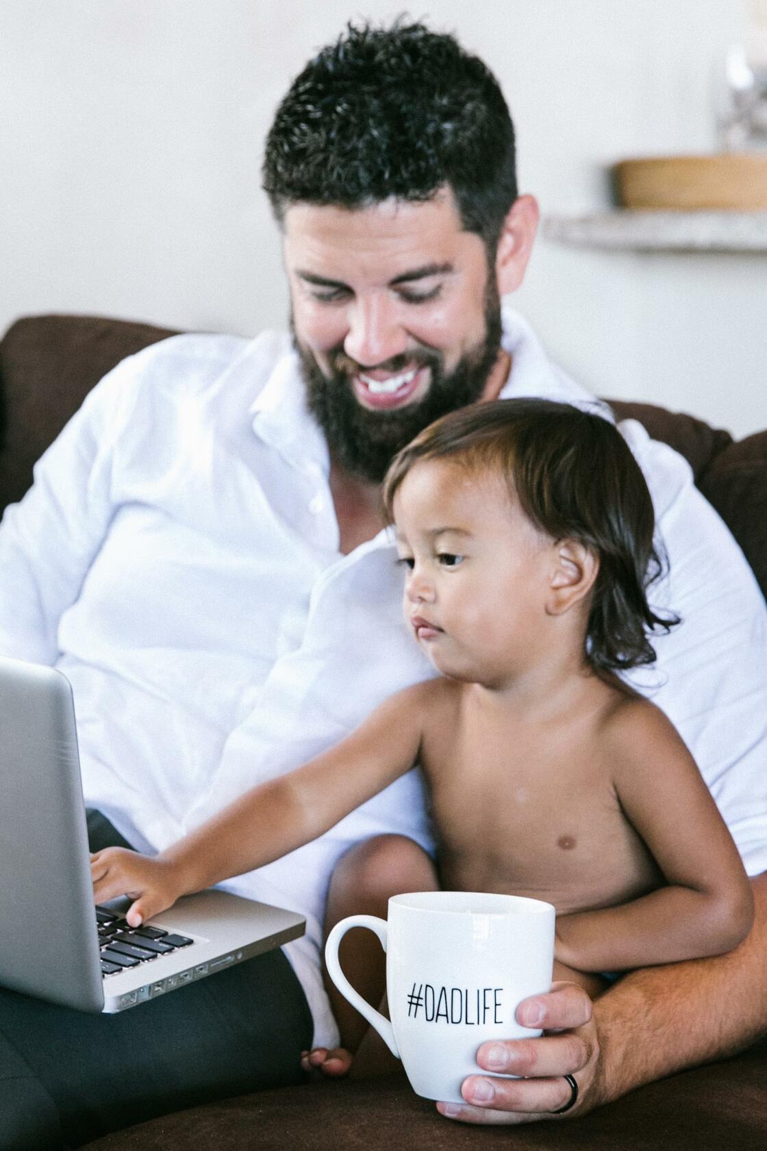 Pearhead #Dadlife Ceramic Mug 16oz Father's Day Gift Novelty Kitchen