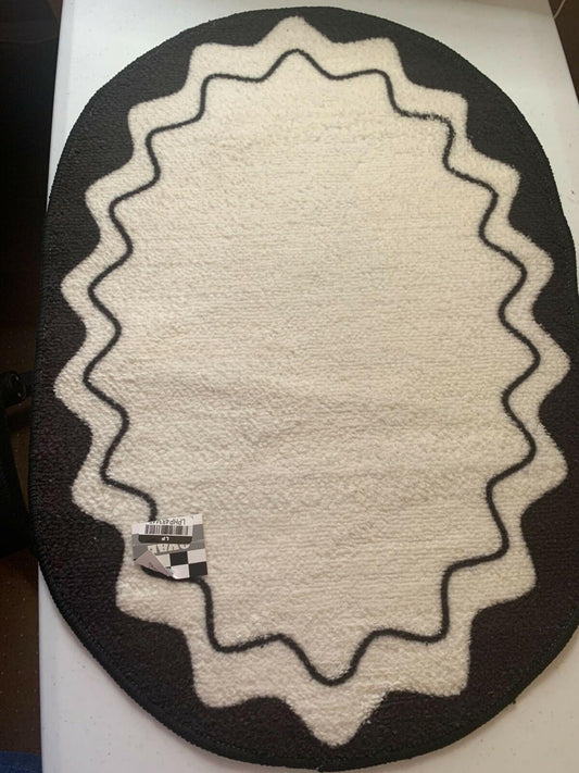 Mohawk Home Black White Oval Indoor Rug 24x36 Diamond Pattern