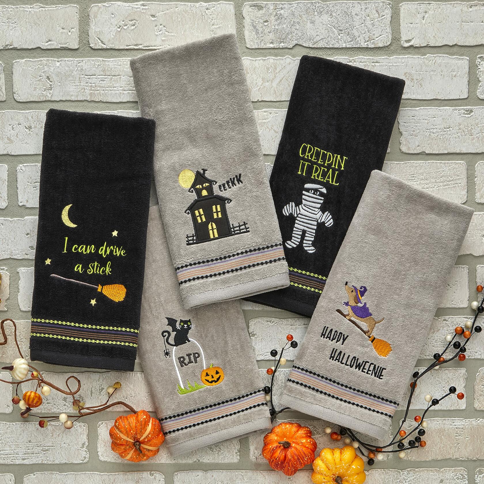 [Like New] SKL Home Halloween Graveyard Cat Hand Towel Set 2pc Gray Small