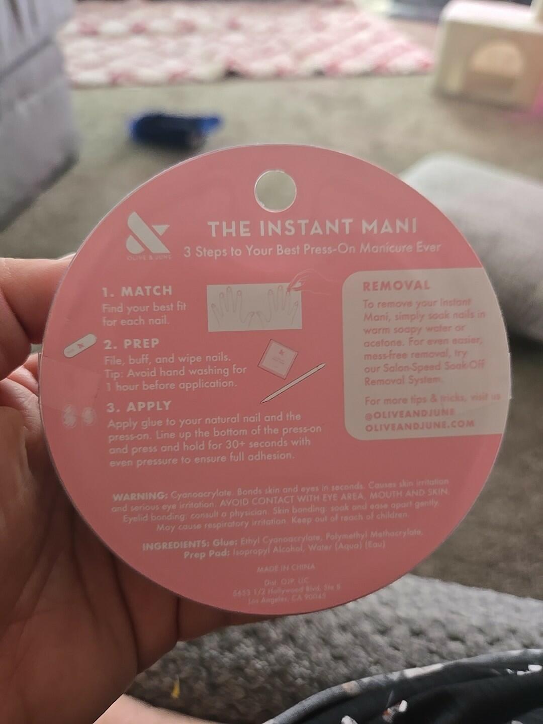 Olive & June Press-On Nails Squoval Multicolor Perfect Serve 42 Ct