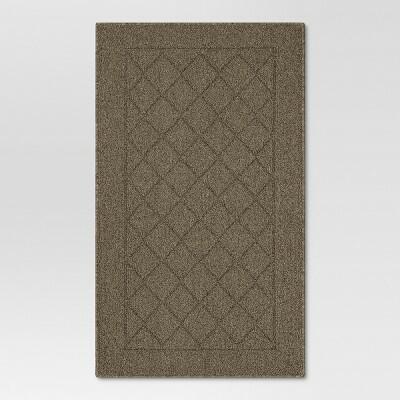 Threshold™ Clarkson Tufted Hooked Accent Rug 1'8"x2'6" Tan
