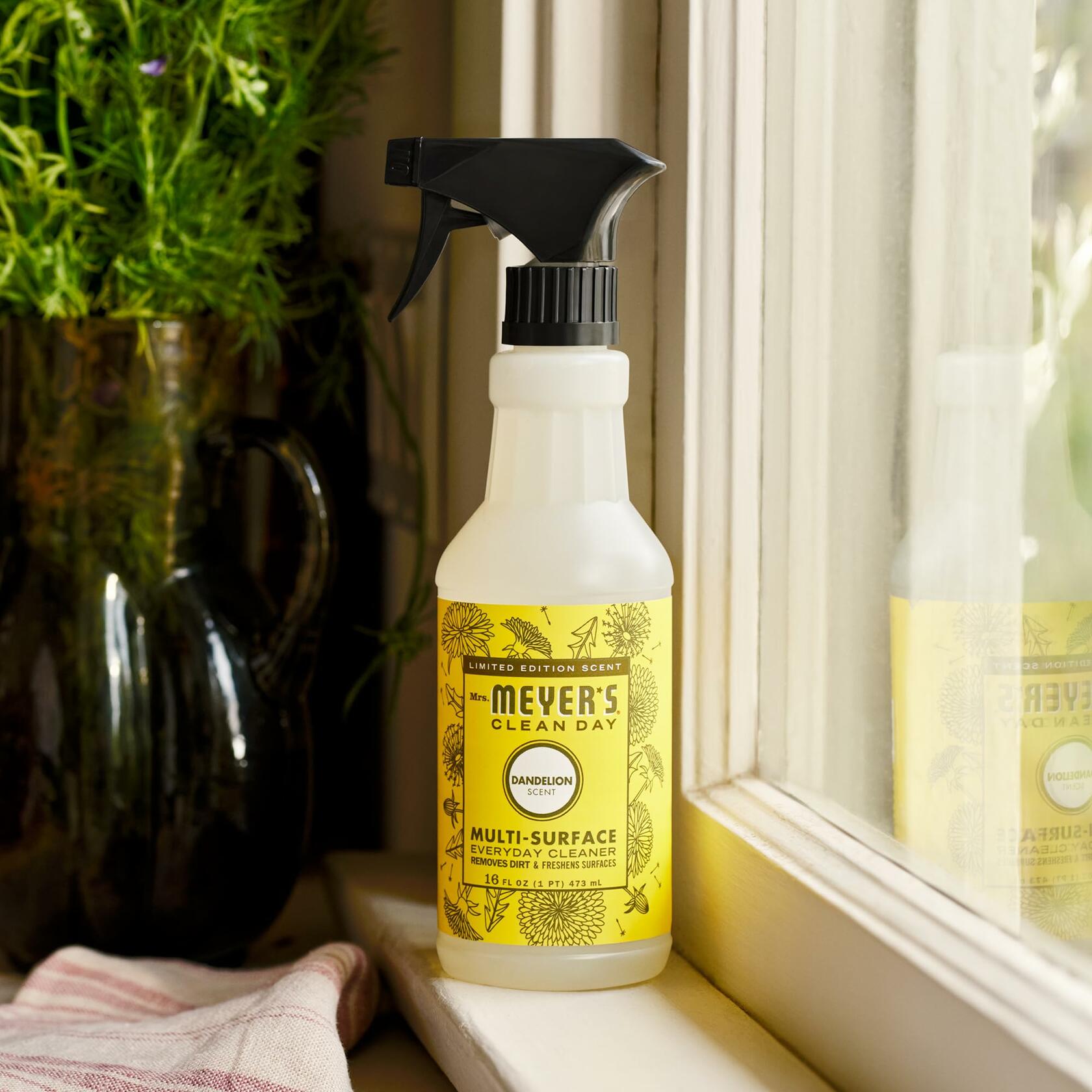 Mrs. MEYER'S CLEAN DAY Multi-Surface Everyday Cleaner Dandelion 16oz
