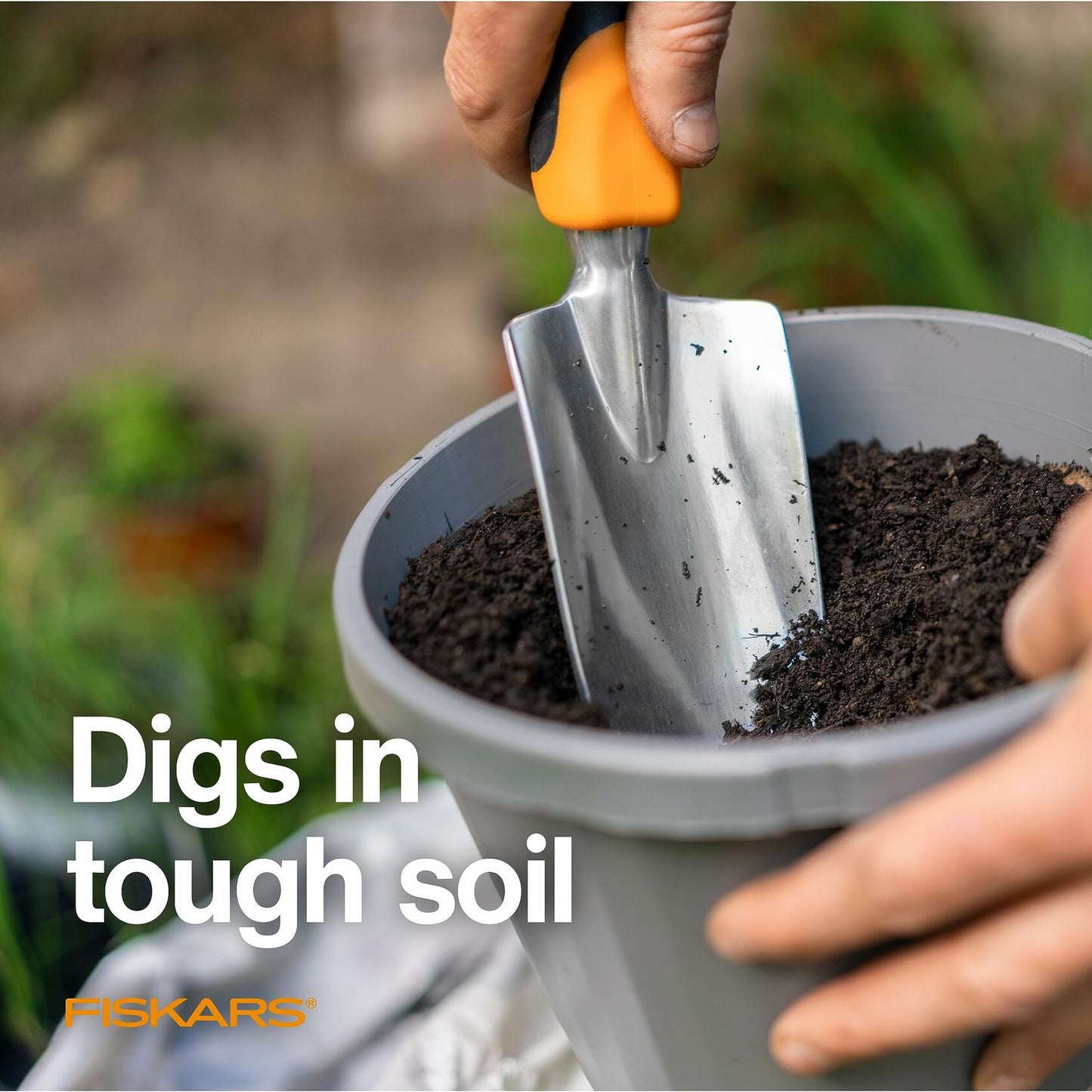 Fiskars Ergo Garden Trowel Heavy Duty Hand Tool with Hanging Hole