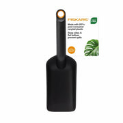 Fiskars Soil Scoop Garden Tool 1.5 Cups Recycled Plastic Potting Transplanting