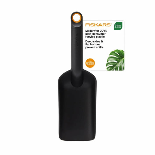 Fiskars Soil Scoop Garden Tool 1.5 Cups Recycled Plastic Potting Transplanting