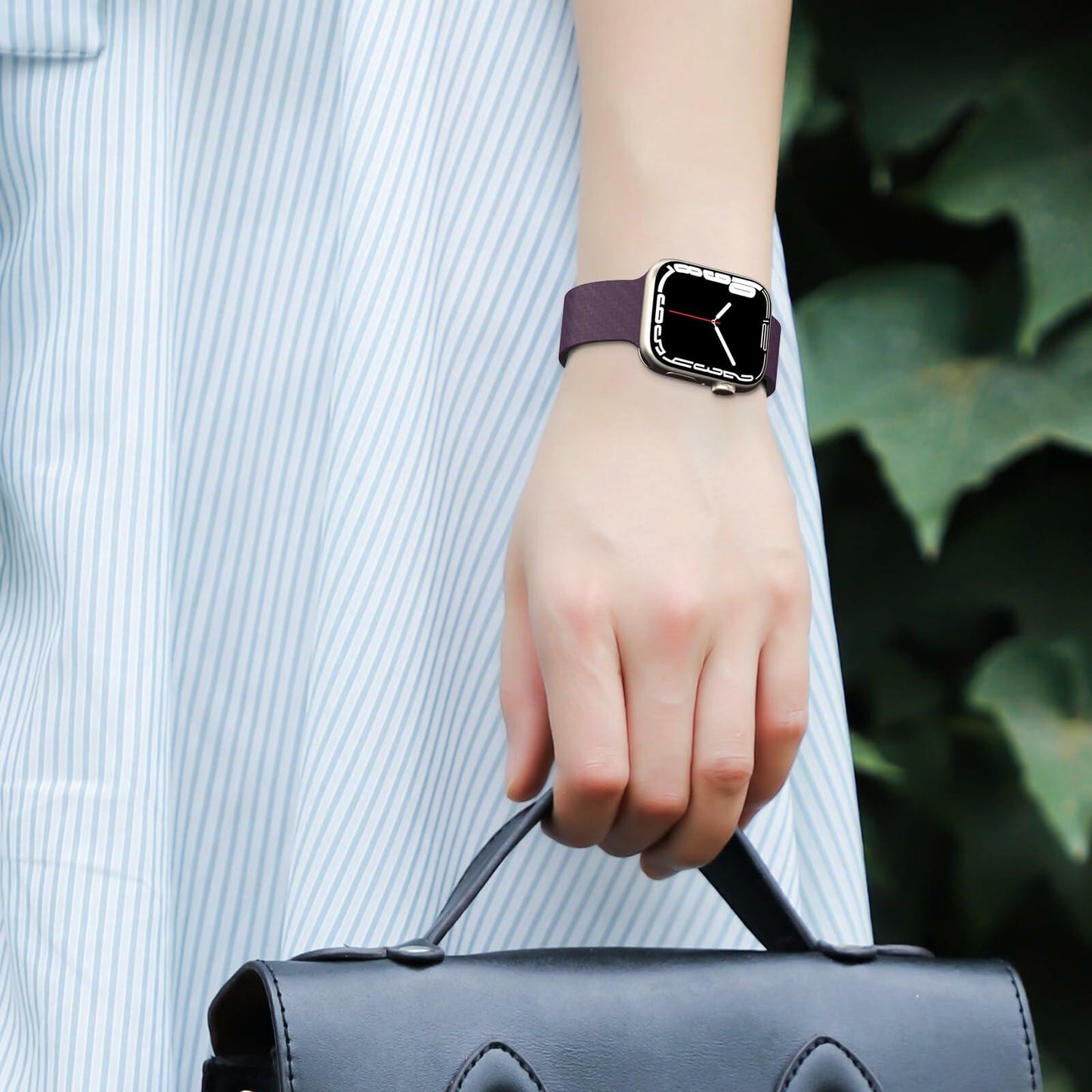 LYSMVIVI Carbon Fiber Silicone Apple Watch Band Pale Cerulean/Black