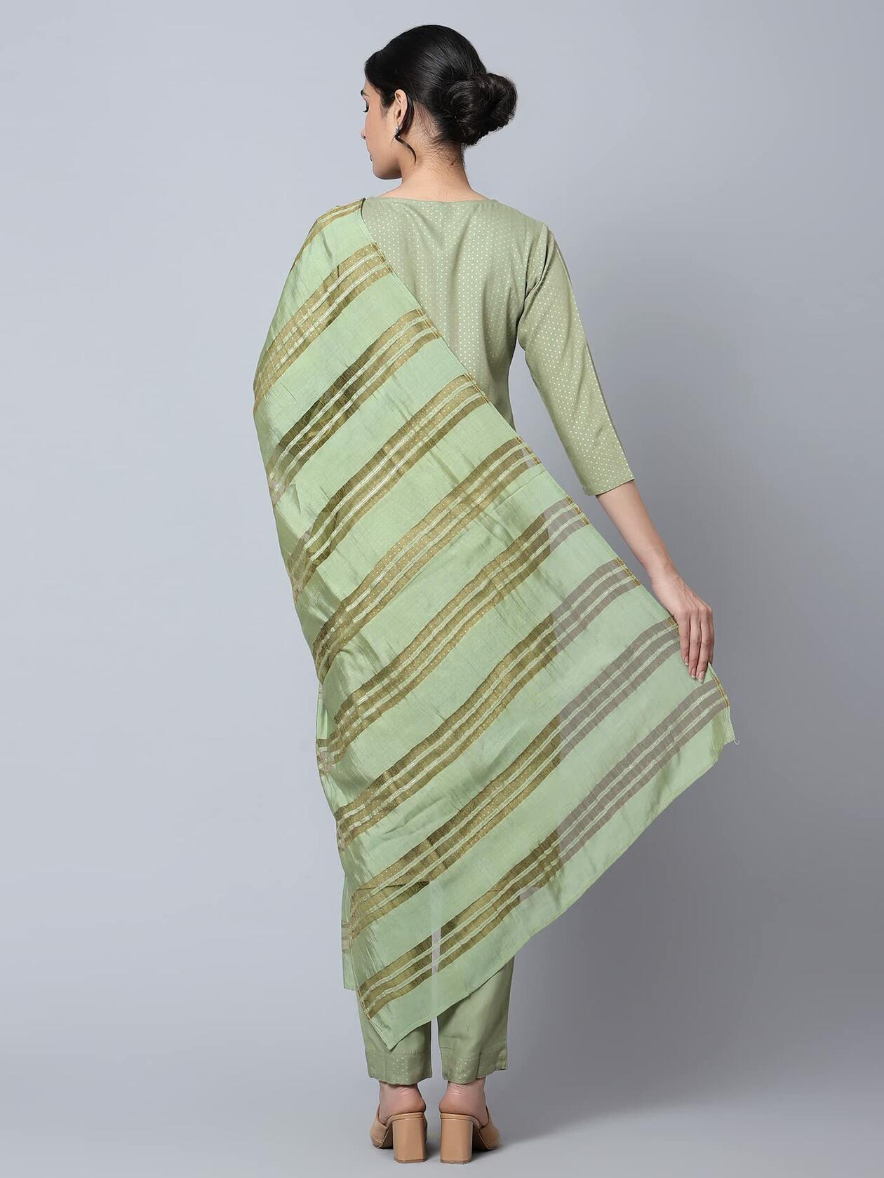 [Like New] Bani Women Rayon Embroidered Kurta Pant Dupatta Set Green Size XX-Large